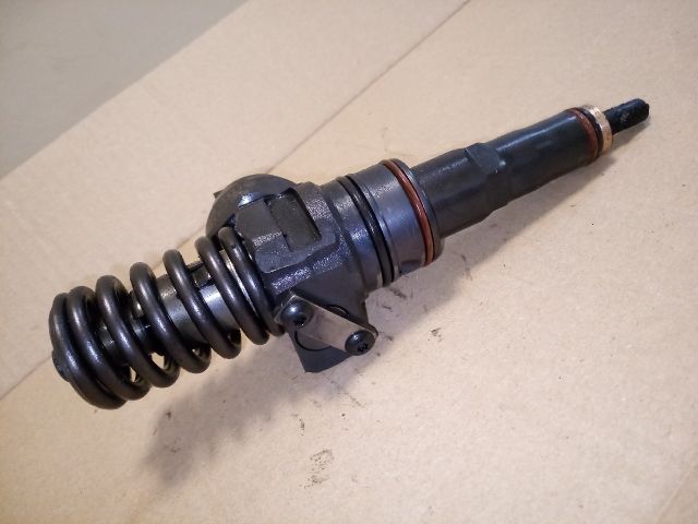 bontott VW GOLF V Porlasztó (1 db)