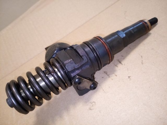 bontott VW GOLF V Porlasztó (1 db)