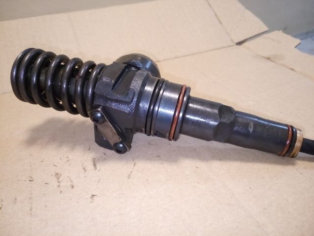 bontott VW GOLF V Porlasztó (1 db)