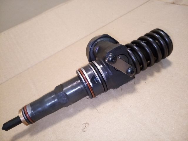 bontott VW GOLF V Porlasztó (1 db)