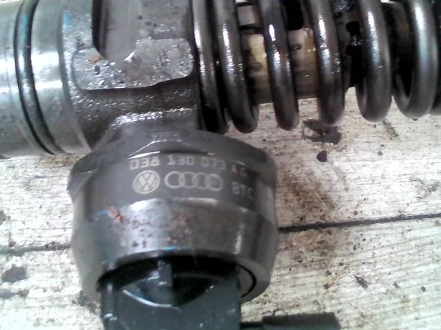 bontott VW GOLF V Porlasztó (1 db)