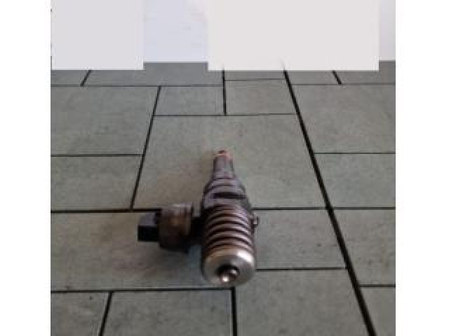 bontott VW GOLF V Porlasztó (1 db)