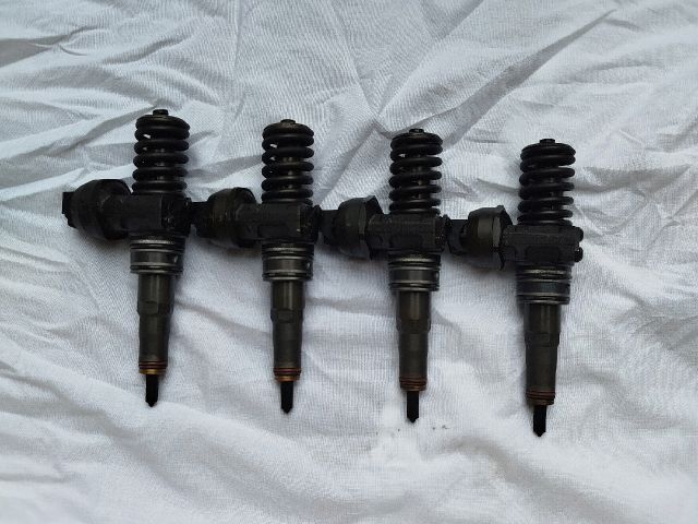 bontott VW GOLF V Porlasztó (1 db)