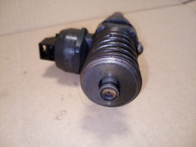 bontott VW GOLF V Porlasztó (1 db)