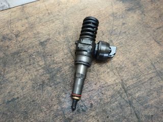 bontott VW GOLF V Porlasztó (1 db)