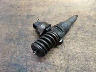 bontott VW GOLF V Porlasztó (1 db)