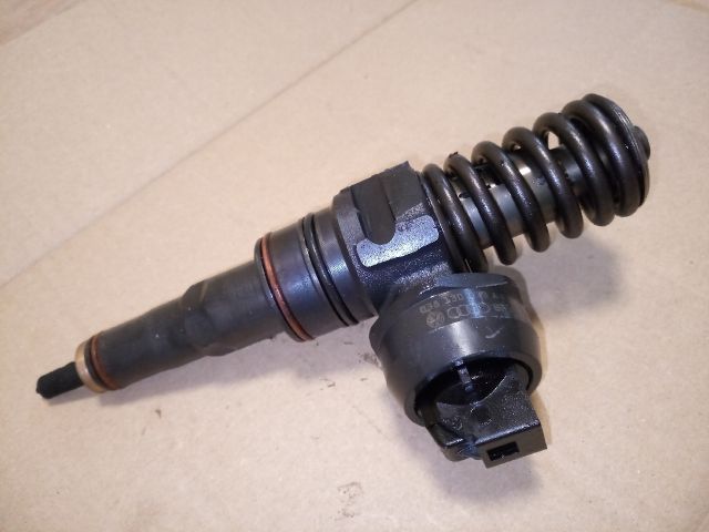 bontott VW GOLF V Porlasztó (1 db)