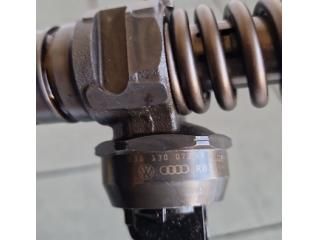 bontott VW GOLF V Porlasztó (1 db)