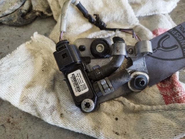 bontott VW GOLF V Részecskeszűrő Nyomásérzékelő