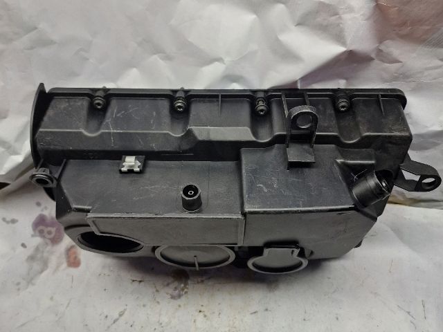 bontott VW GOLF V Szelepfedél