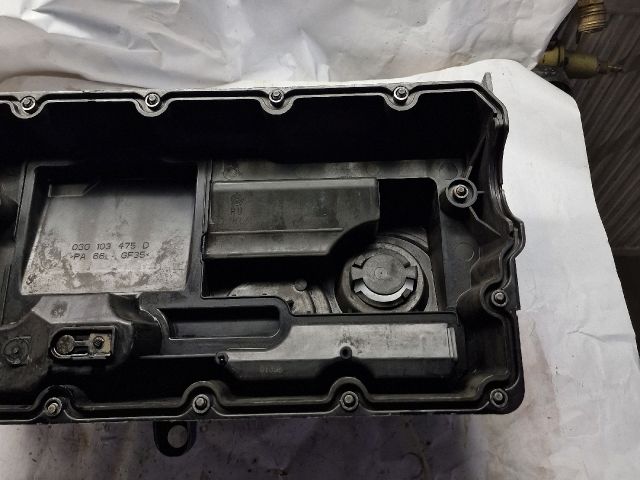 bontott VW GOLF V Szelepfedél