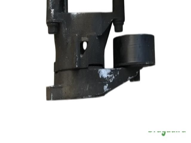 bontott VW GOLF V Szíjfeszítő Görgő