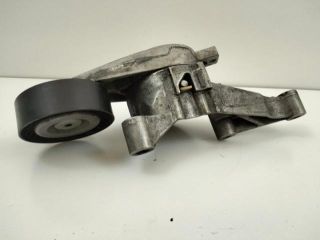 bontott VW GOLF V Szíjfeszítő Görgő