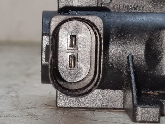 bontott VW GOLF V Turbó Vákum Szelep