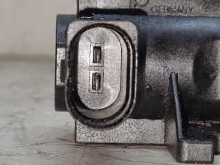 bontott VW GOLF V Turbó Vákum Szelep