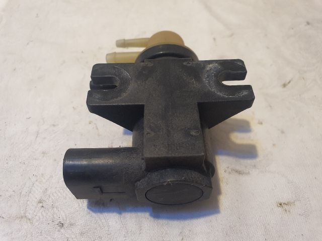 bontott VW GOLF V Turbó Vákum Szelep