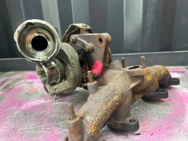 bontott VW GOLF V Turbó