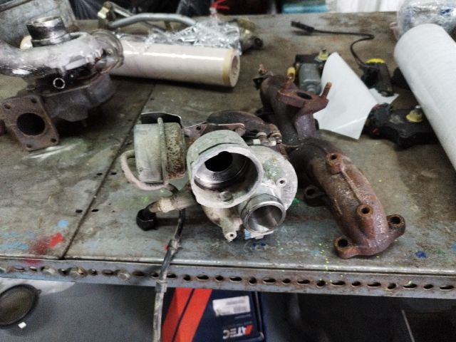 bontott VW GOLF V Turbó