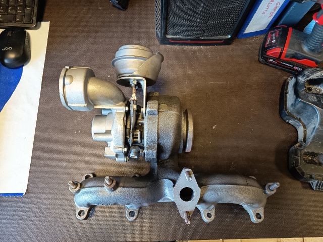 bontott VW GOLF V Turbó