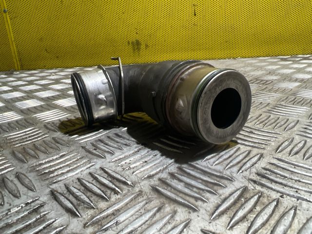 bontott VW GOLF V Turbócső