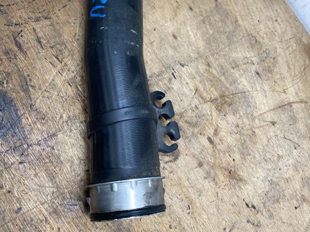 bontott VW GOLF V Turbócső