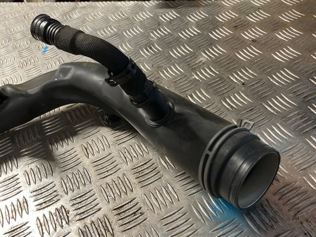 bontott VW GOLF V Turbócső