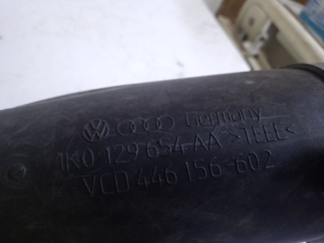 bontott VW GOLF V Turbócső