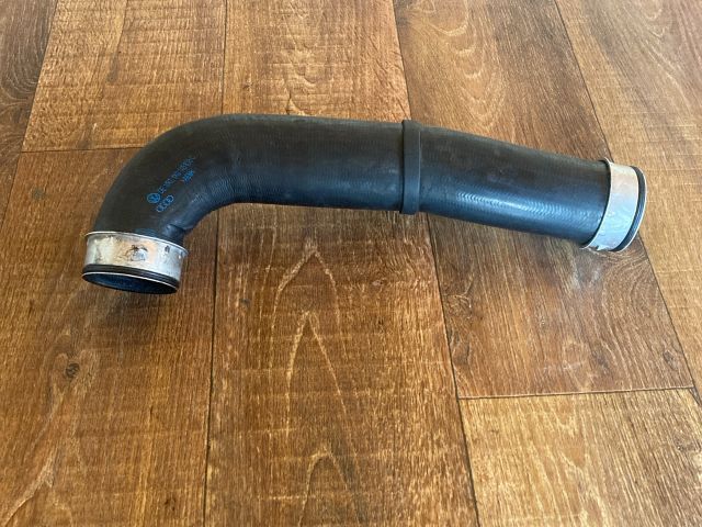 bontott VW GOLF V Turbócső