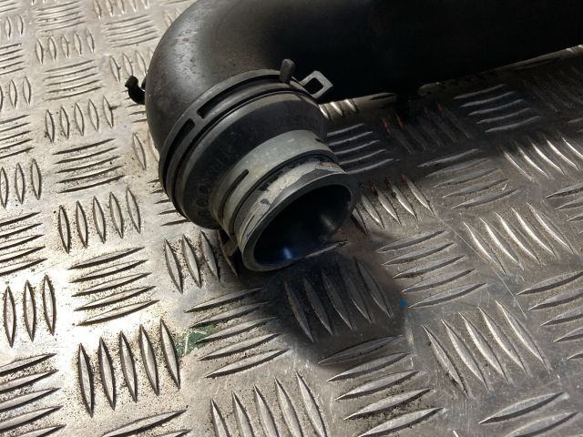 bontott VW GOLF V Turbócső