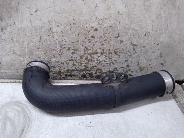 bontott VW GOLF V Turbócső