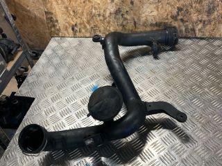 bontott VW GOLF V Turbócső