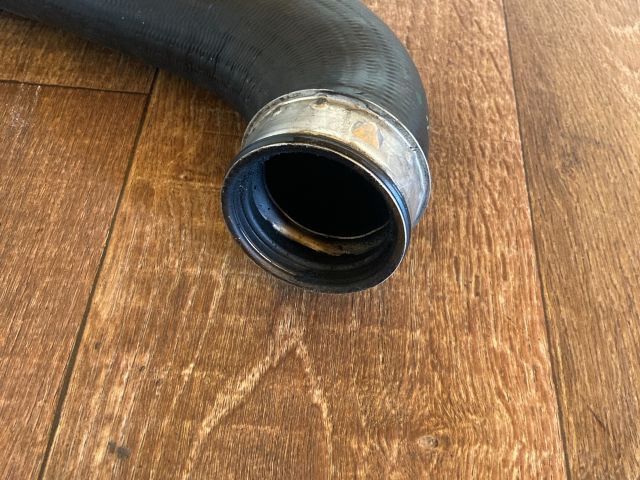 bontott VW GOLF V Turbócső