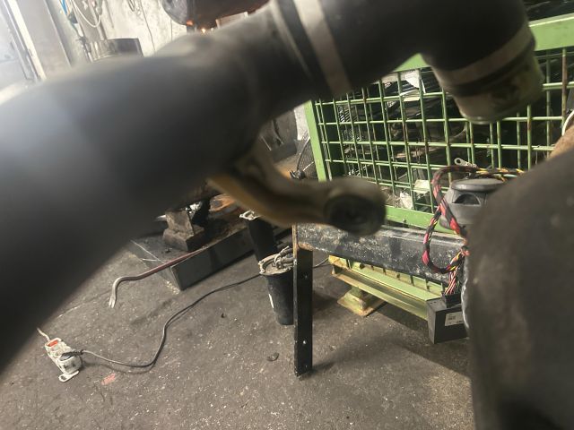 bontott VW GOLF V Turbócső