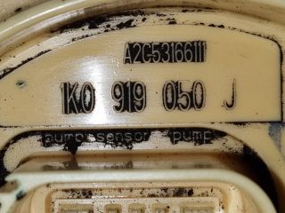 bontott VW GOLF V Üzemanyag Szivattyú