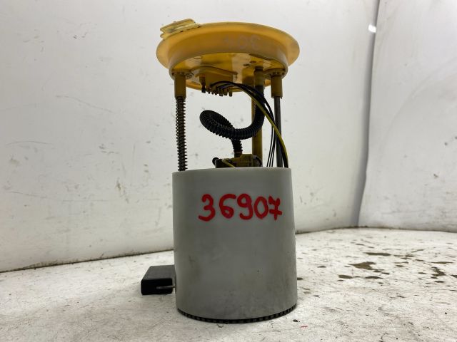 bontott VW GOLF V Üzemanyag Szivattyú