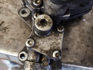 bontott VW GOLF V Vákumpumpa