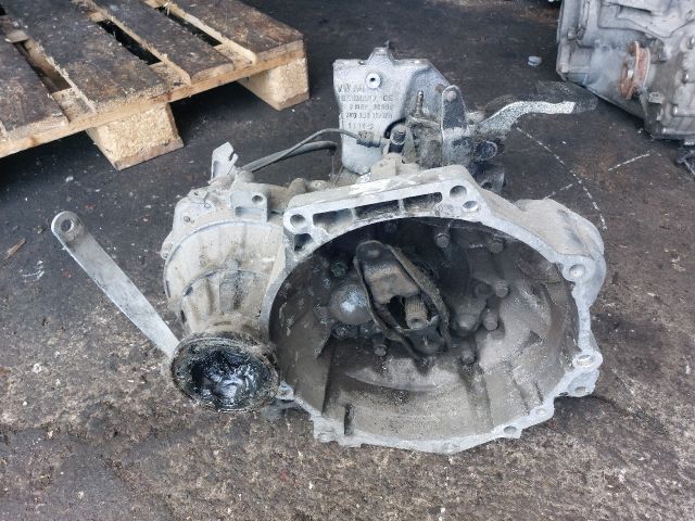 bontott VW GOLF V Váltó (Mechanikus)