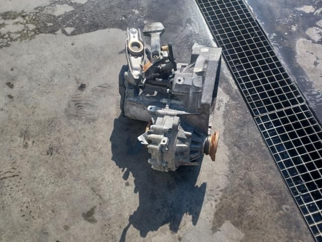 bontott VW GOLF V Váltó (Mechanikus)