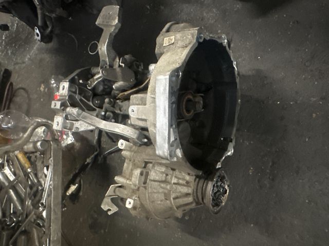 bontott VW GOLF V Váltó (Mechanikus)