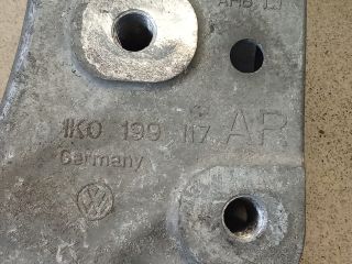 bontott VW GOLF V Váltó Tartó Bak (Pozíciófüggetlen)