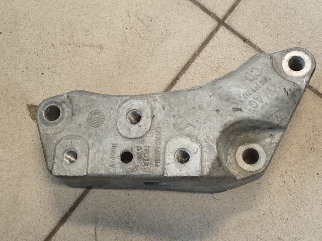 bontott VW GOLF V Váltó Tartó Bak (Pozíciófüggetlen)