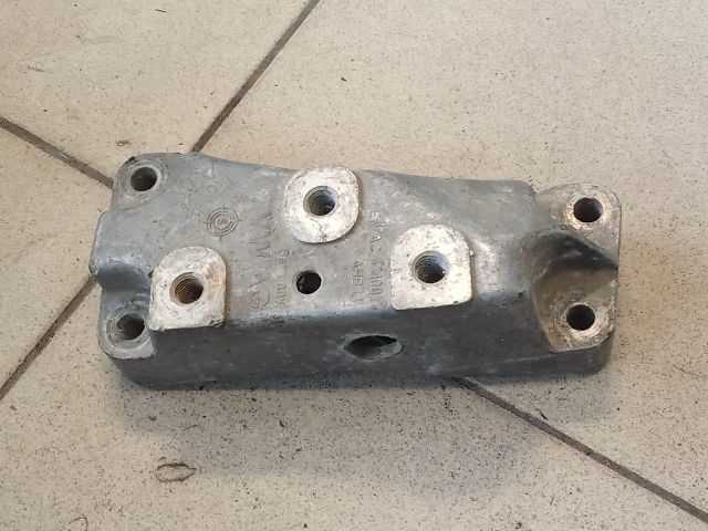 bontott VW GOLF V Váltó Tartó Bak (Pozíciófüggetlen)