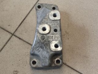 bontott VW GOLF V Váltó Tartó Bak (Pozíciófüggetlen)