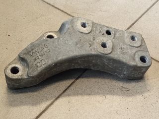 bontott VW GOLF V Váltó Tartó Bak (Pozíciófüggetlen)