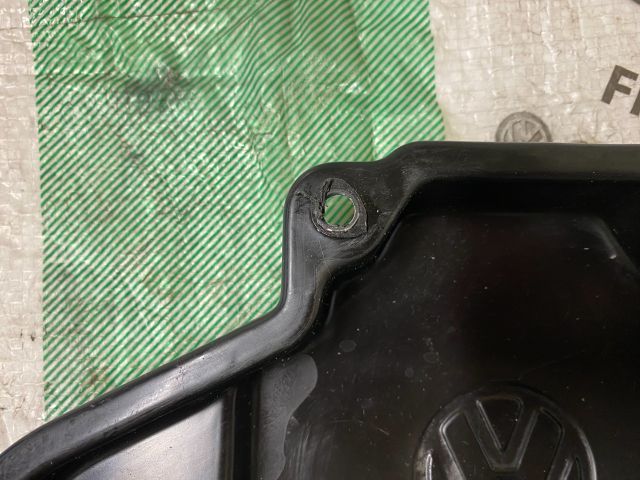 bontott VW GOLF V Váltóház Fedél