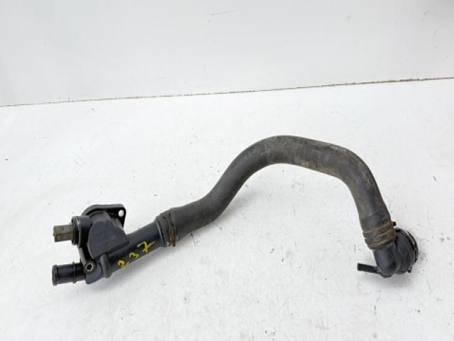 bontott VW GOLF V Vízcső