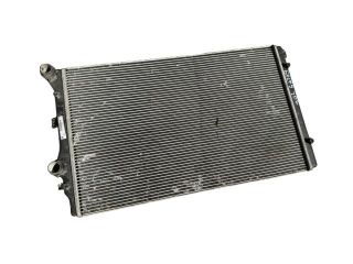 bontott VW GOLF V Vízhűtő Radiátor (Klímás)