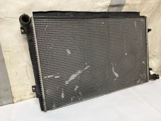 bontott VW GOLF V Vízhűtő Radiátor (Klímás)