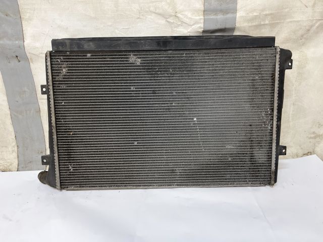 bontott VW GOLF V Vízhűtő Radiátor (Klímás)