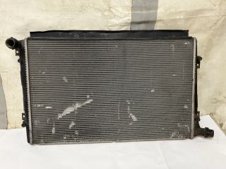 bontott VW GOLF V Vízhűtő Radiátor (Klímás)